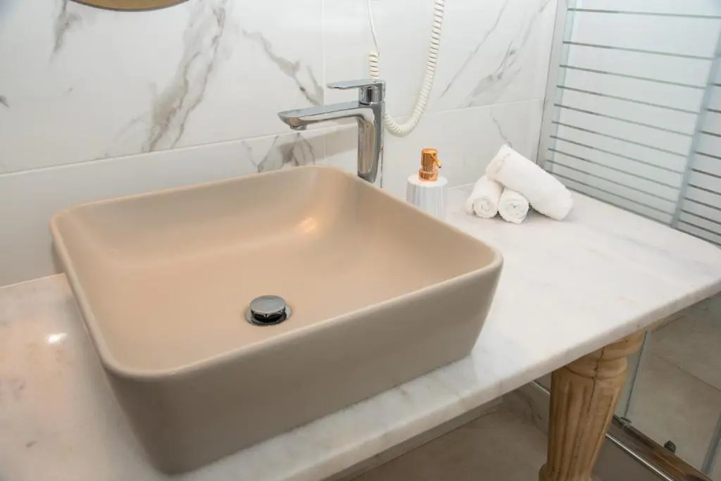 HELIADES SUITES