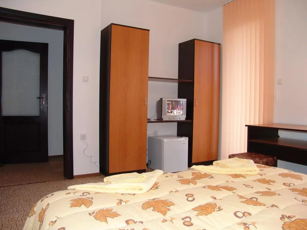 Tarnovski Dom Guest Rooms