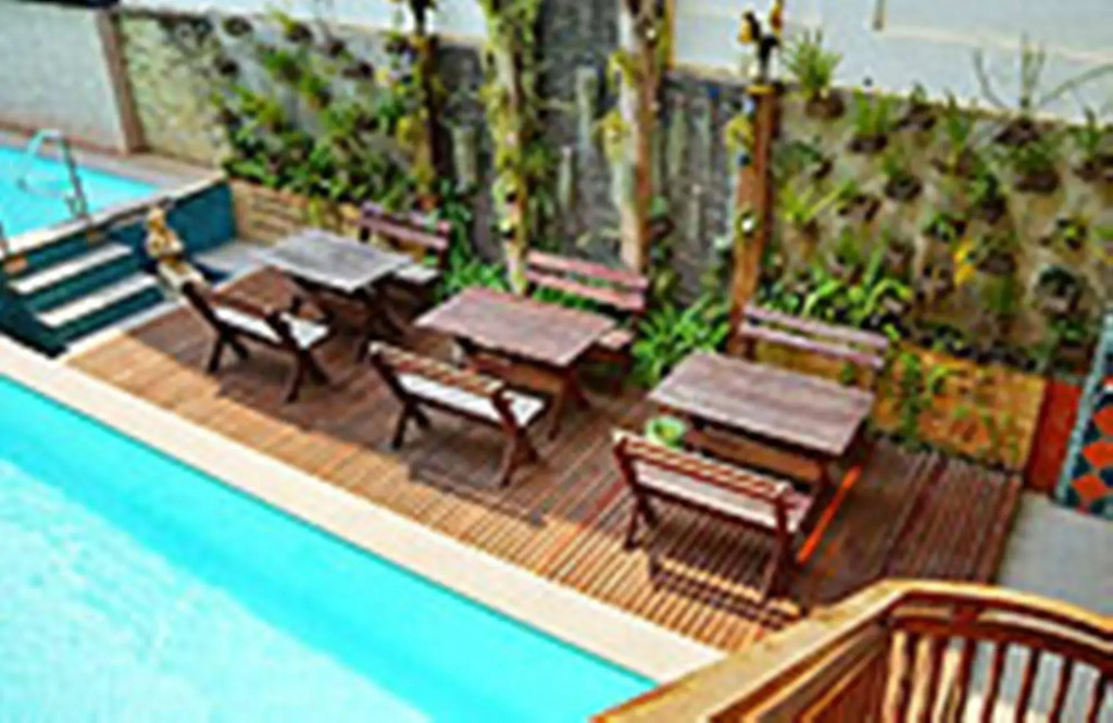 Chanthapanya Hotel