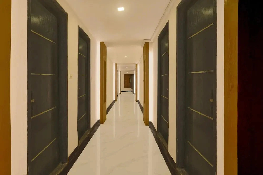 Collection O Lodha Experia Mall