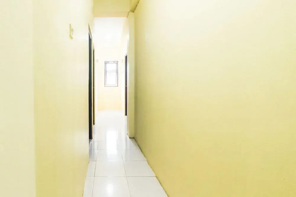 OYO 2165 Alyah Guest House Syariah