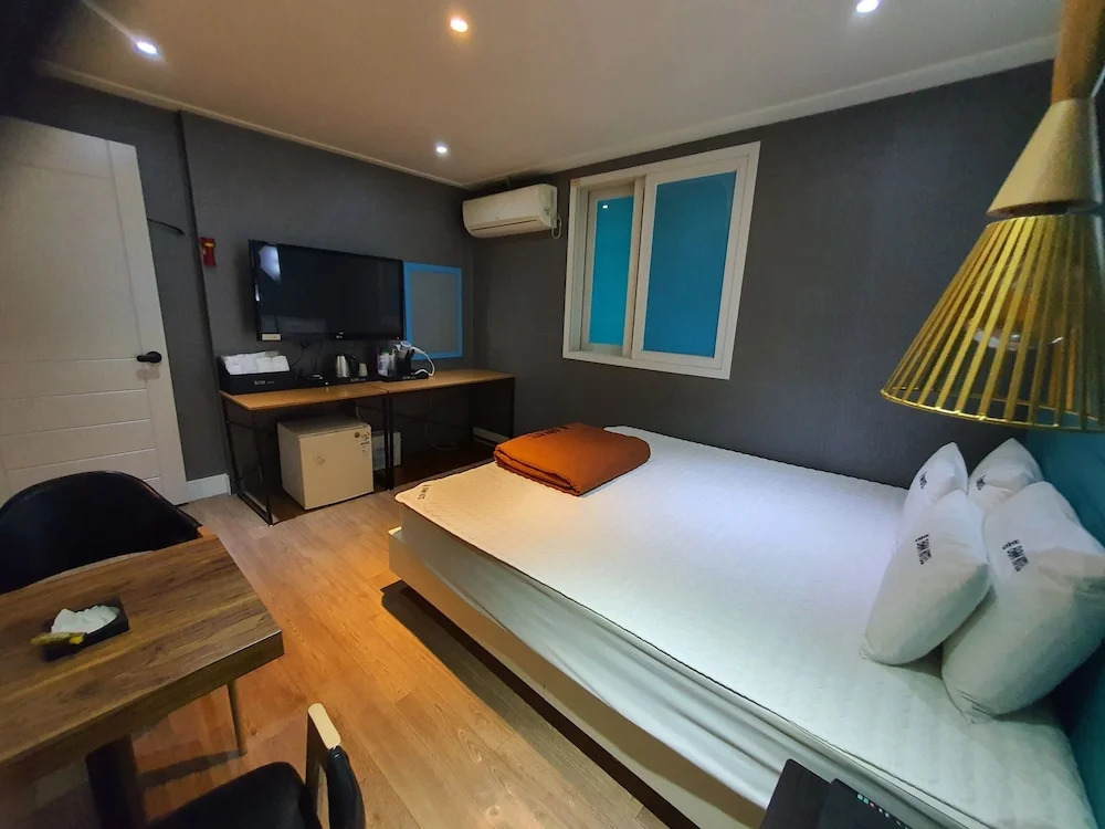 Hotel Bom