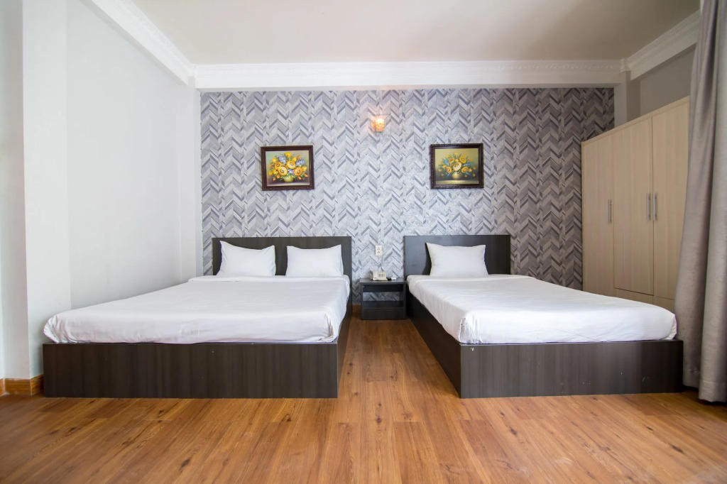 S79 Quynh Giang Airport Hotel