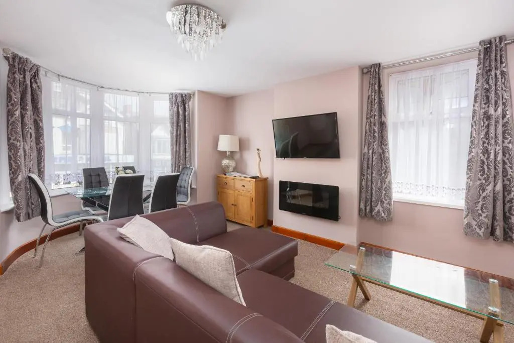 Beachcliffe Lodge Apartments