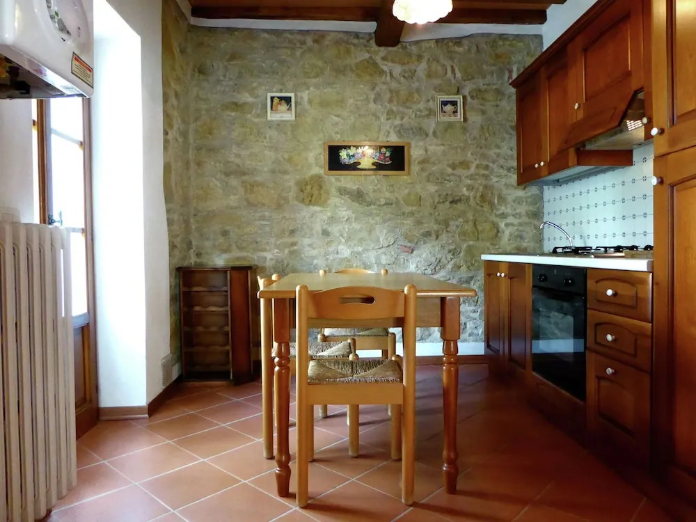 Lovely Holiday Home in Panzano With Swimming Pool