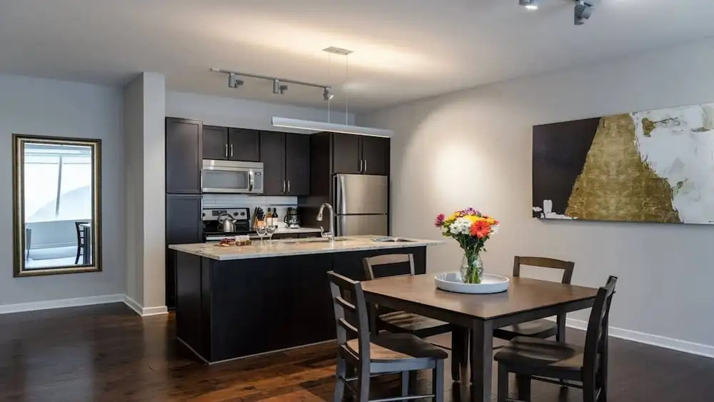 Downtown Dallas CozySuites w/ gym 9
