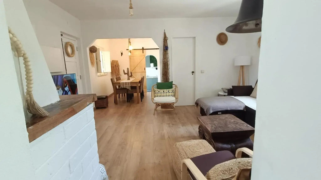 Casa da Lagoa - House by the Lagoon with Direct Access to the Beach