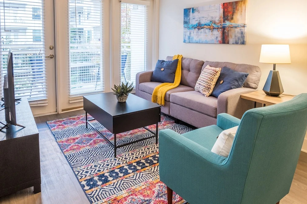 Atlantic 1 BR Apt w/ Balcony & Pool by Frontdesk