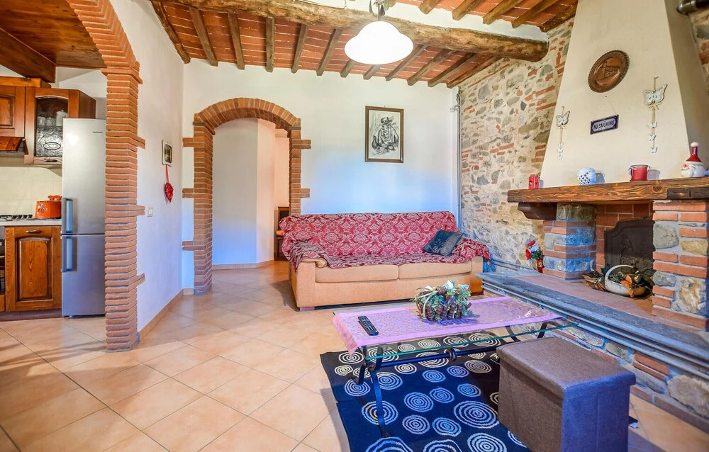 Awesome Home In Camaiore With Wifi