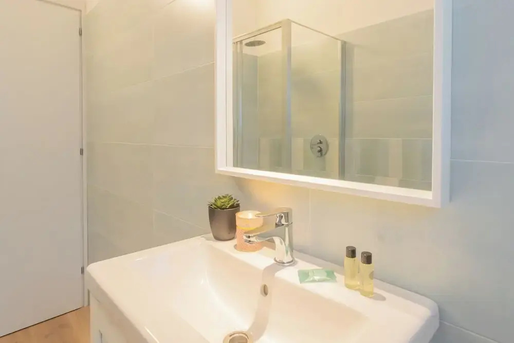 Simar Apartments nearby Como SG Train Station by Rent All Como