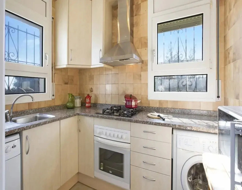 Villa in Lloret de Mar With Pool & Sea Views