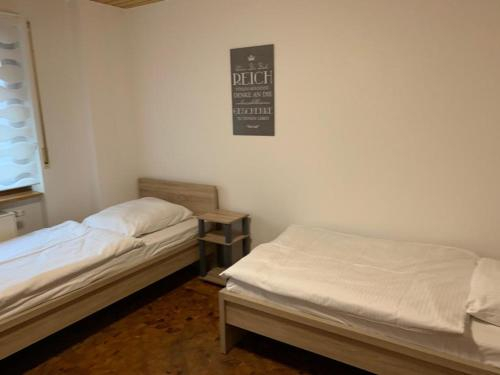 AB Apartment Objekt 122 - Hostel