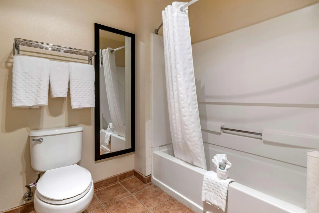 Best Western Luxury Inn