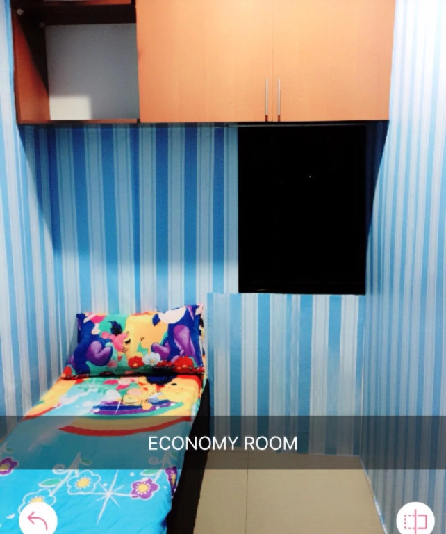 Michelle's Crash Pad