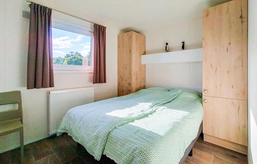2 Bedroom Amazing Home In Heinkenszand