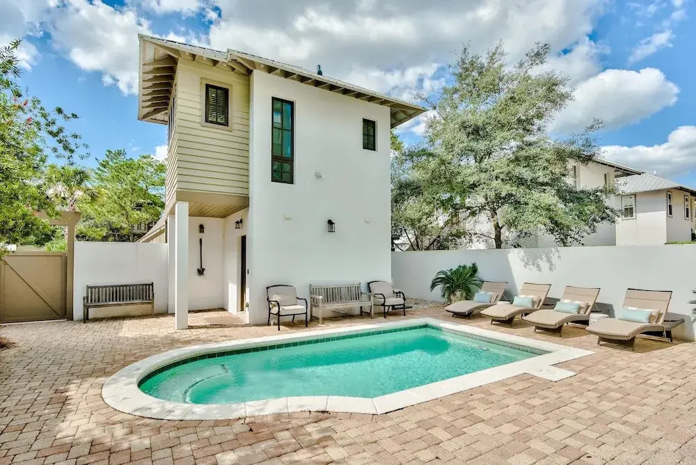 Rolling Dunes - 92 N Winston Lane