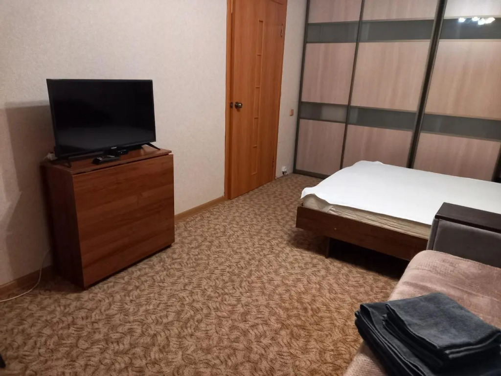 Aday Apartments (Эдэй Апартаменты) на проспекте Победы 36
