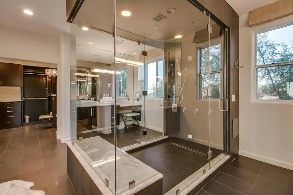 Stunning Private & Modern N. Scottsdale Estate!
