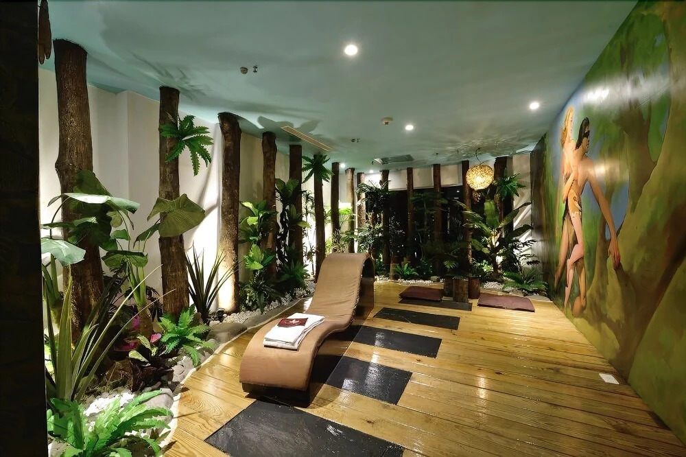 Eden Exoticism Planet Hotel