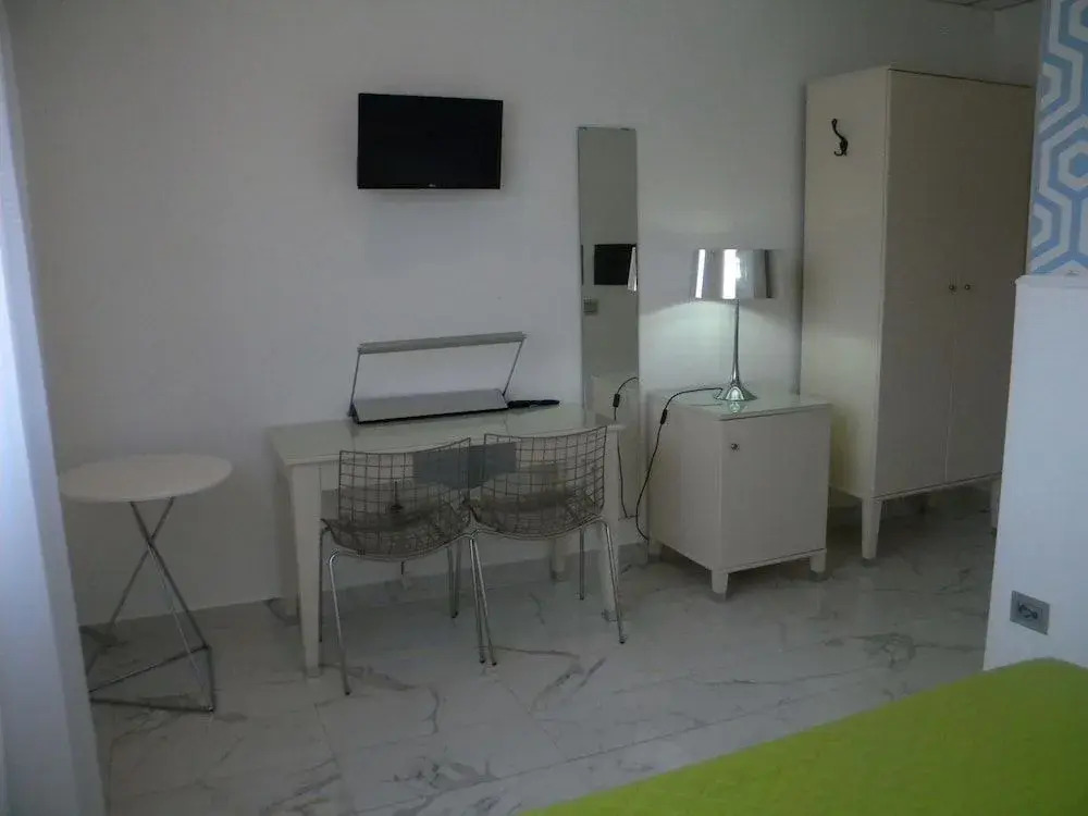 HOTEL GENOVA