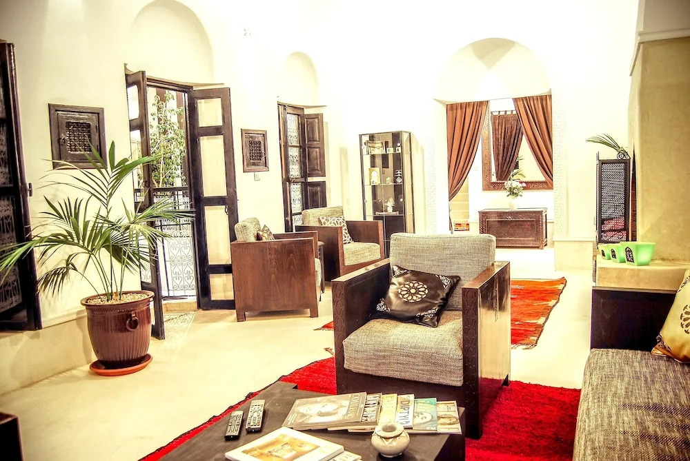 Villa With 6 Bedrooms in Marrakesh, With Wifi