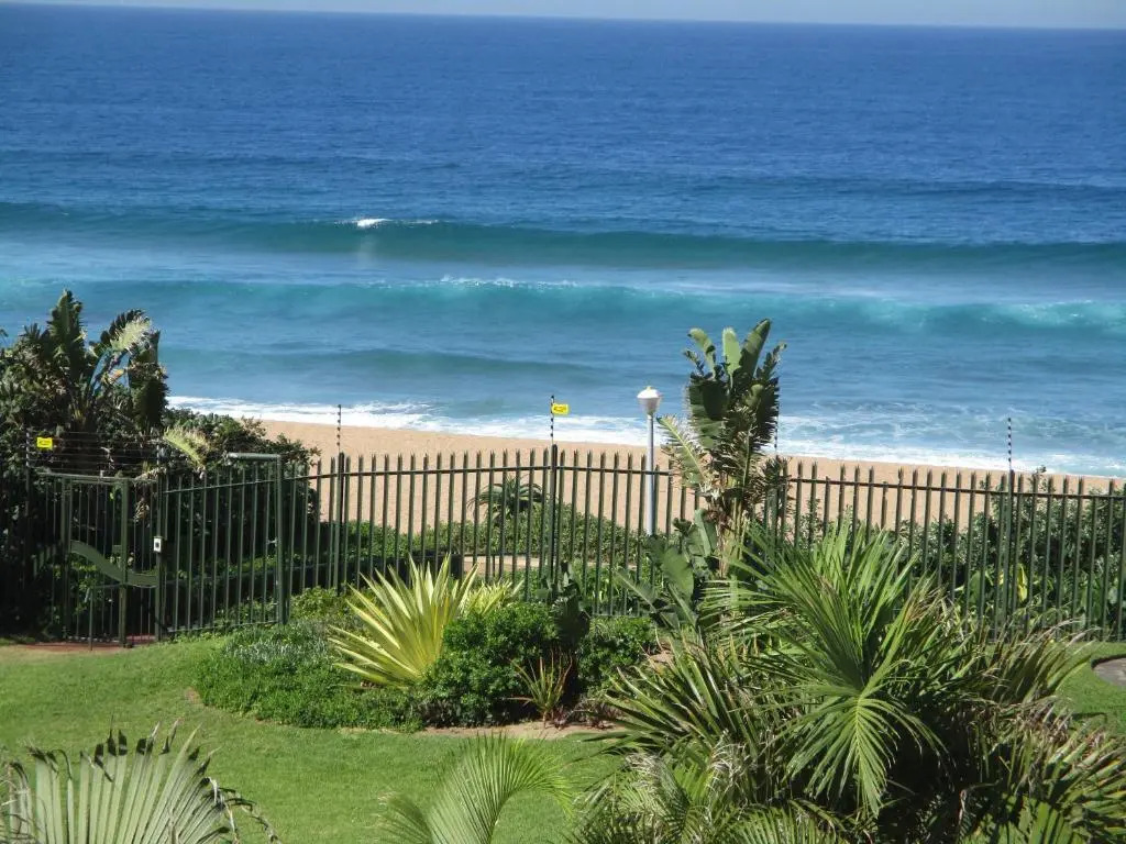 22 Kyalanga Beachfront Apartment