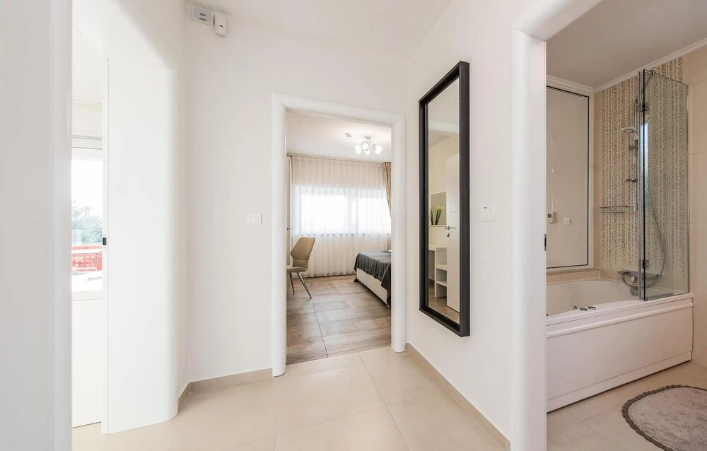 Nice Home in Novalja With Wifi and 2 Bedrooms