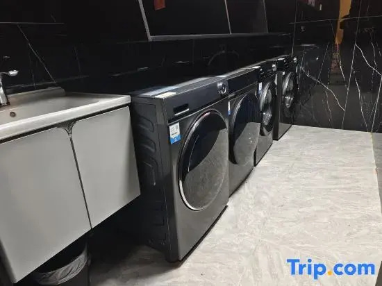 Zoige Dejiling Smart Hotel (Xingfu Road)
