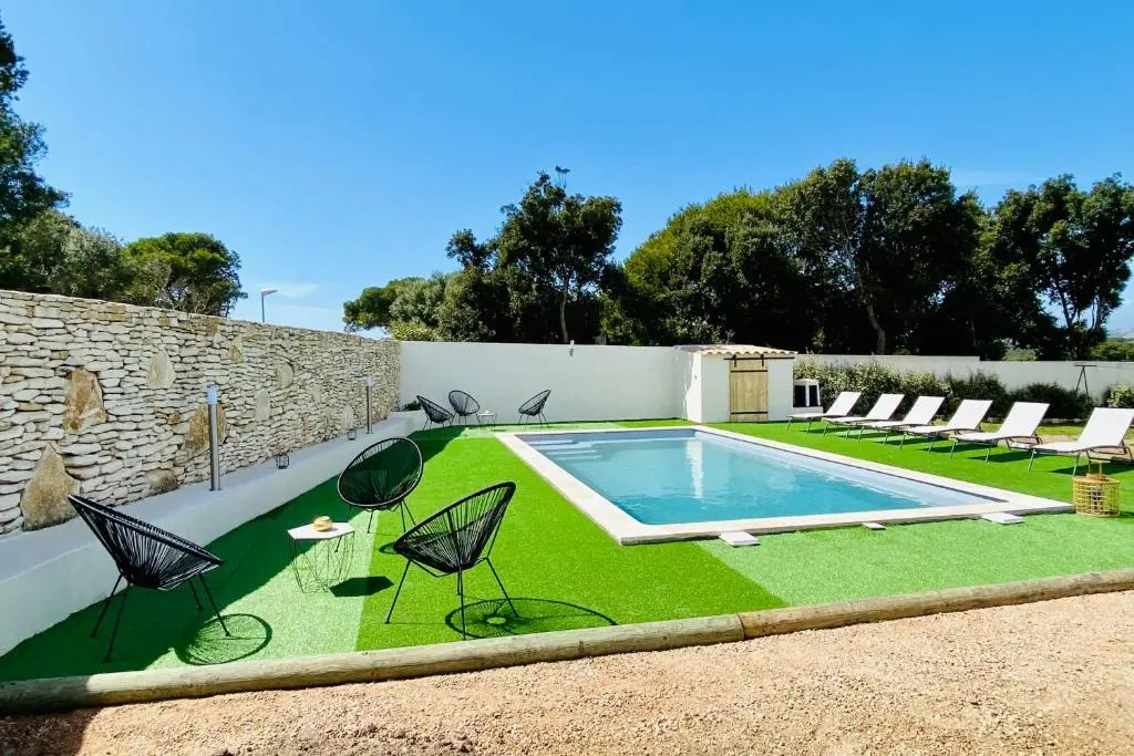 Agréable villa 3 chambres avec piscine chauffée Bonifacio