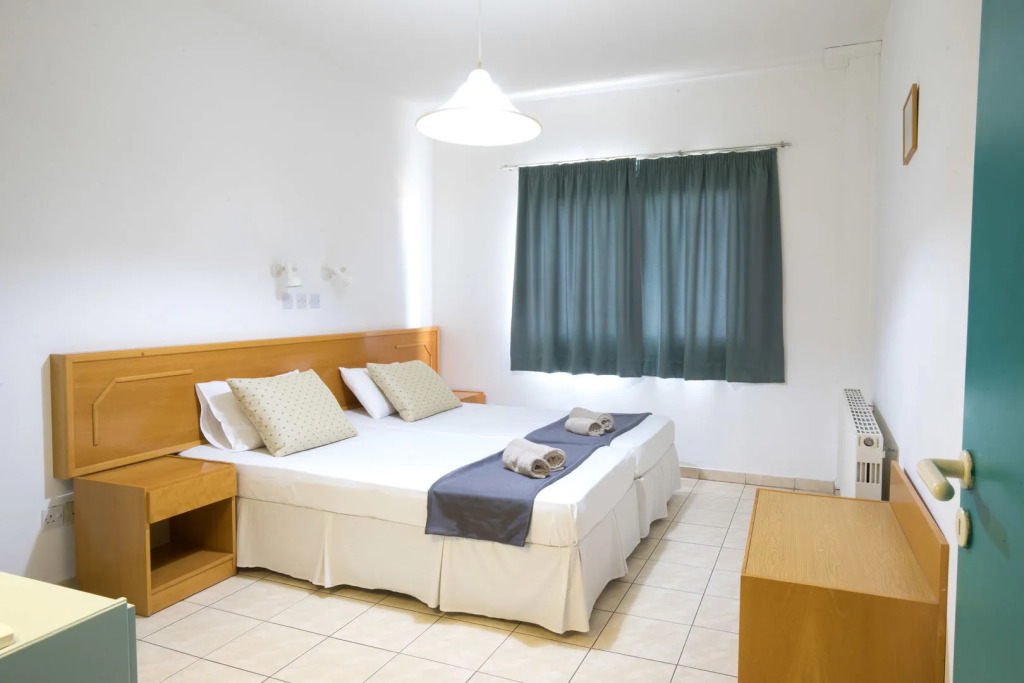 DebbieXenia Hotel Apartments