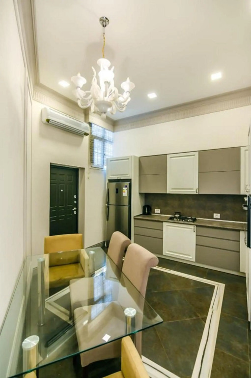 Formula 1 Street Apartment