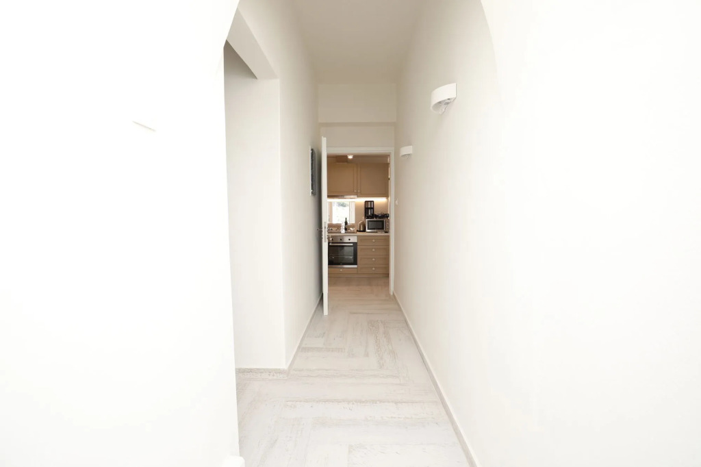 EOS Villa