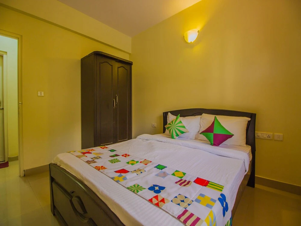 OYO 13256 Home Exotic Pool View 2BHK Varca Beach