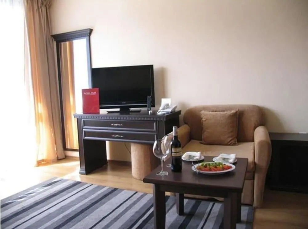 Royal Park Hotel by Astoria Collection