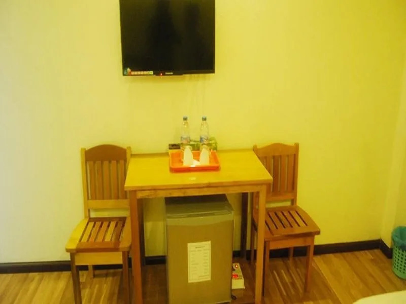 Hotel Bayint Naung