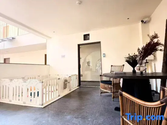Weiluo · VALO | Designer Scenic Apartment (Erhai Lake Shuanglang)