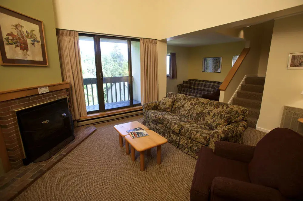 Pinnacle Condominiums