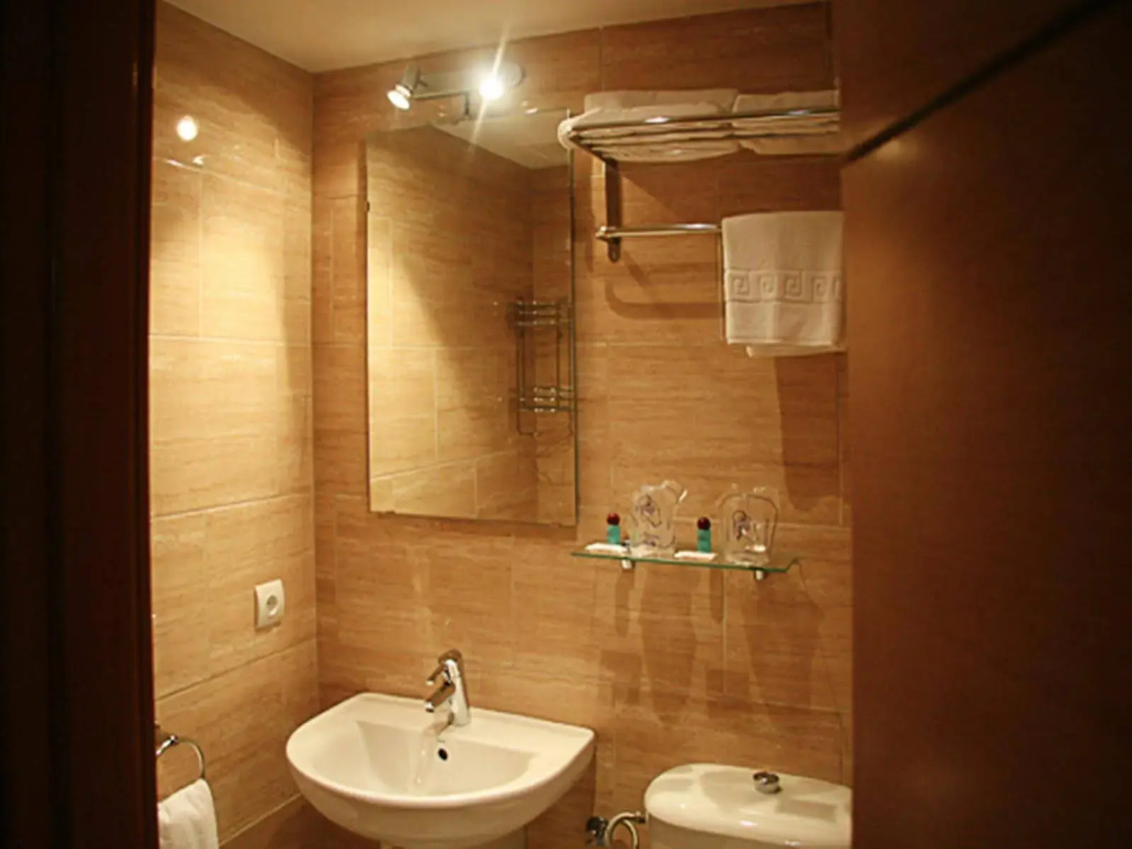 Hostal Residencia Europa Punico