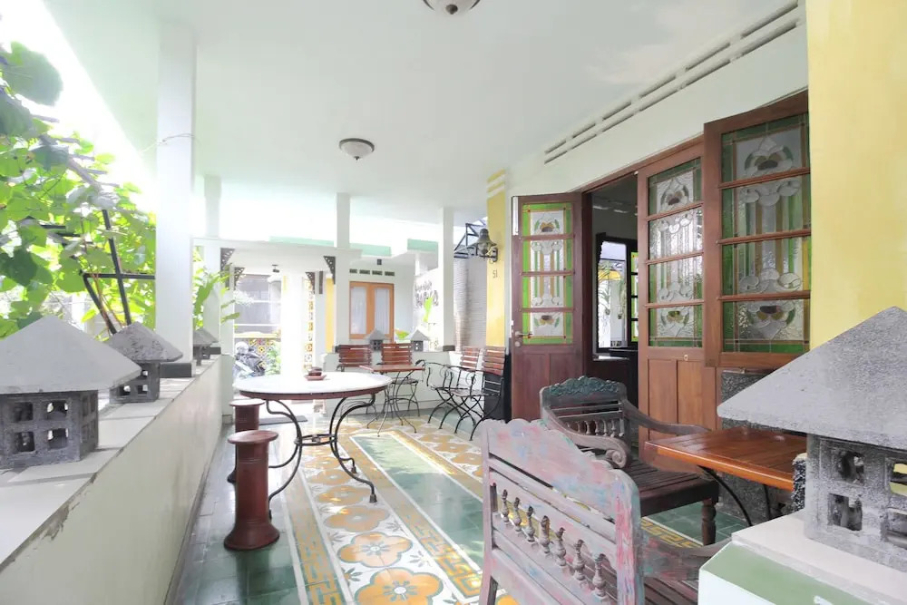 Airy Mantrijeron Panjaitan 51 Yogyakarta