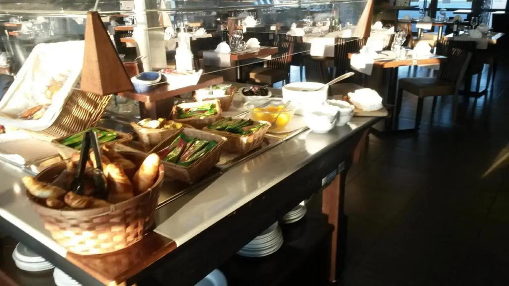Hôtel Restaurant AKENA Bordeaux La Brède