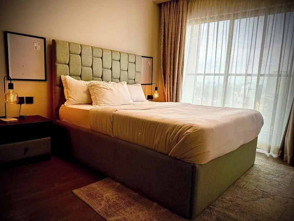 Escada Apartments