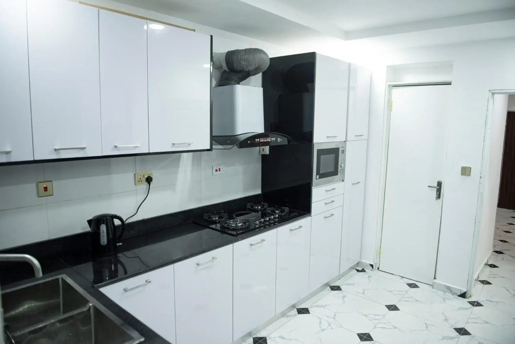 Cc & Cg Homes Luxury 3 Bedrooms Apart-24Hrs Elect WIFI Security