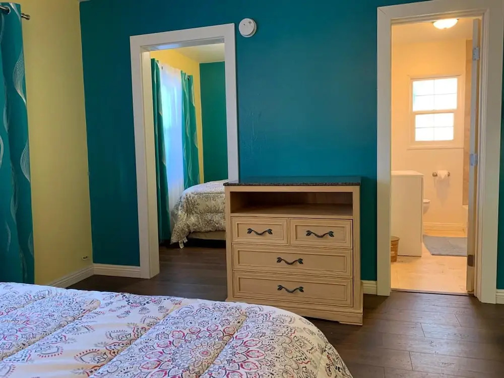 Crestridge Inn Near LAX, SoFi Stadium & Intuit Dome