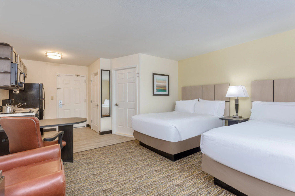 Candlewood Suites Secaucus by IHG
