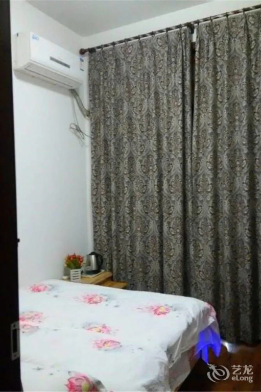 Xinsu Apartment Wuhan High-speed Railway Station