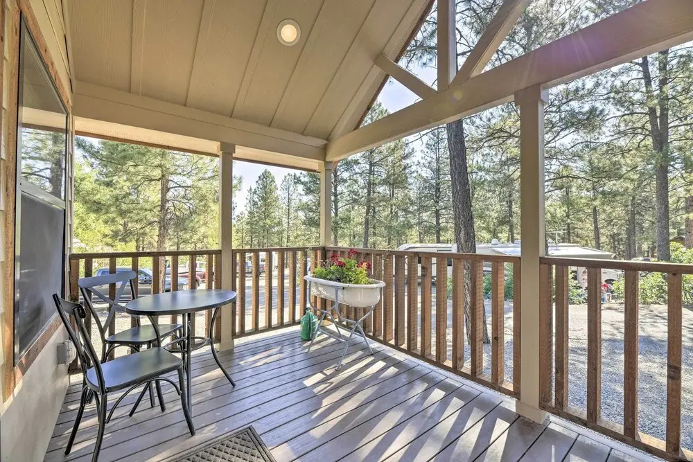 Roomy Pagosa Springs Tiny Cabin: 1 Mi to Downtown