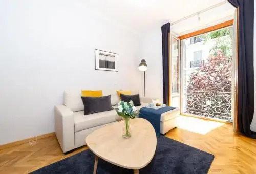 Apartamentos Plaza de España