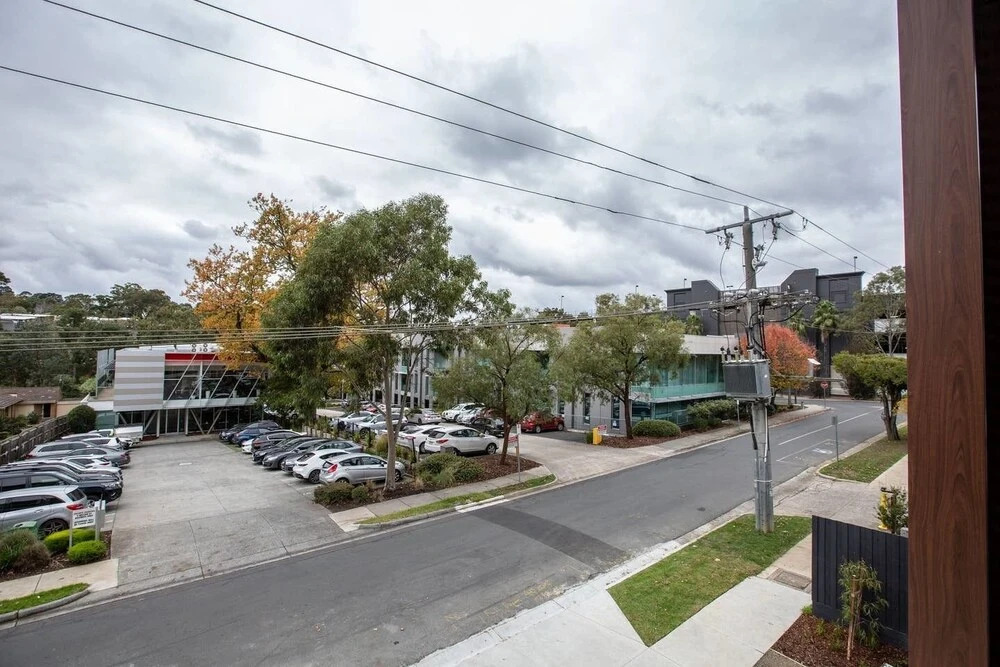 Trendy 2 Bedroom In Ringwood/Eastland With Parking