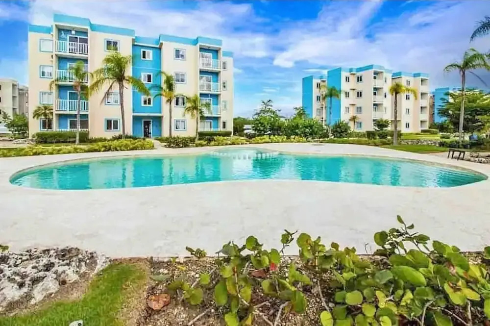 Modern Apartment 5 min From the Airport