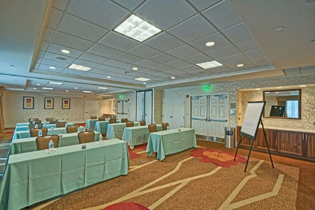 Hilton Garden Inn by Hilton Mount Laurel